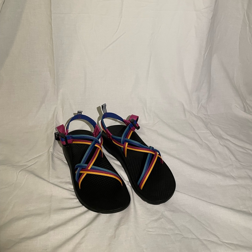Never worn Chacos! Woman’s 8, children’s 6. Z1 cloud Chaco sandal - Picture 2 of 5